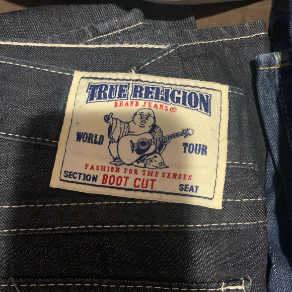 TRUE RELIGION JEANS LIKE NEW SIZE 38 - Picture 4 of 13